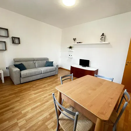 Genova 9 *